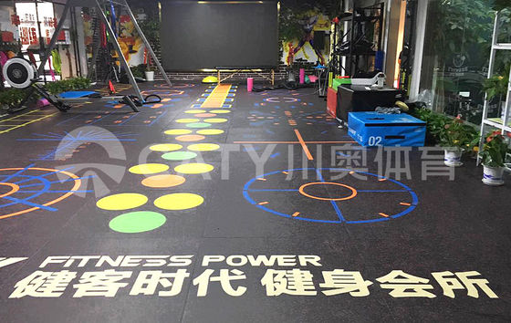 tahan getaran Lem bebas Gym Flooring Karet Tile untuk Olahraga