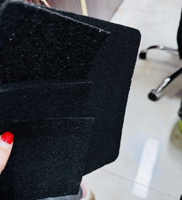 dasar rumput Fitness Karet Flooring Roll 3-12mm tebal Untuk sistem drainase indoor indoor outdoor