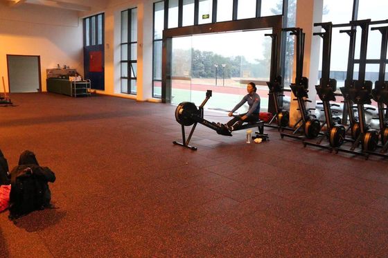 Grosir Karpet Karet Berkualitas Tinggi Pabrik Produksi Tidak Berbisa Karpet Gym Berat Karpet Gym Penyerap Suara Lantai Kebugaran Komersial