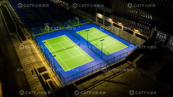 Sistem lapangan olahraga semi-prefabrikasi dengan tingkat penyerapan kejut > 53%, anti-UV, dan mudah dipasang untuk penggunaan multi-olahraga